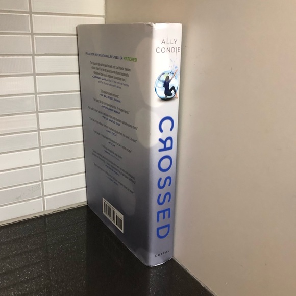 Crossed by Ally Condie - Picture 4 of 11